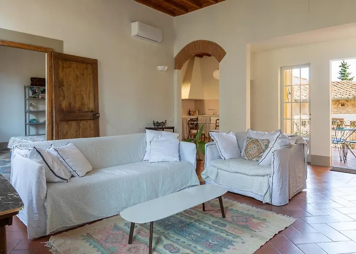 Appartement Elegant 2br Retreat Near Smn
